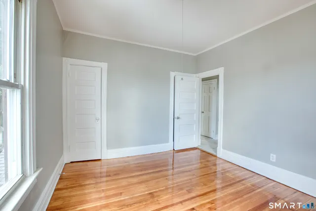 $2,100 | 325 Chestnut Street, New Britain, CT 06051