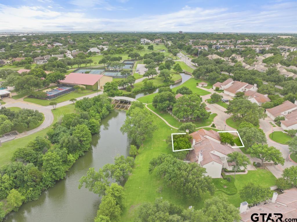 4608 North O'Connor Road Irving, TX 75062 - Photo 44 of 45 an aerial view of residential houses with outdoor space and river