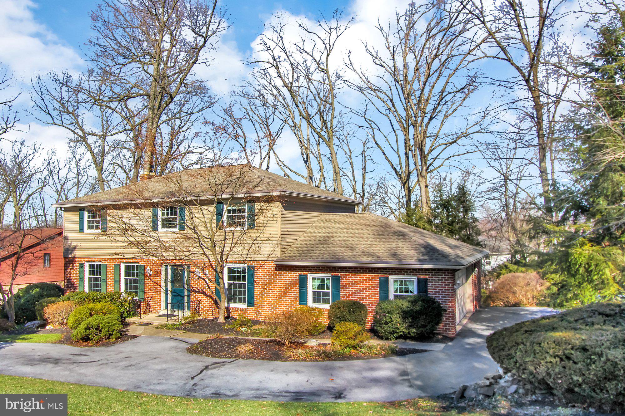 3445 Harrowgate Road York, PA 17402 - Photo 1 of 37 Gallery Image 1