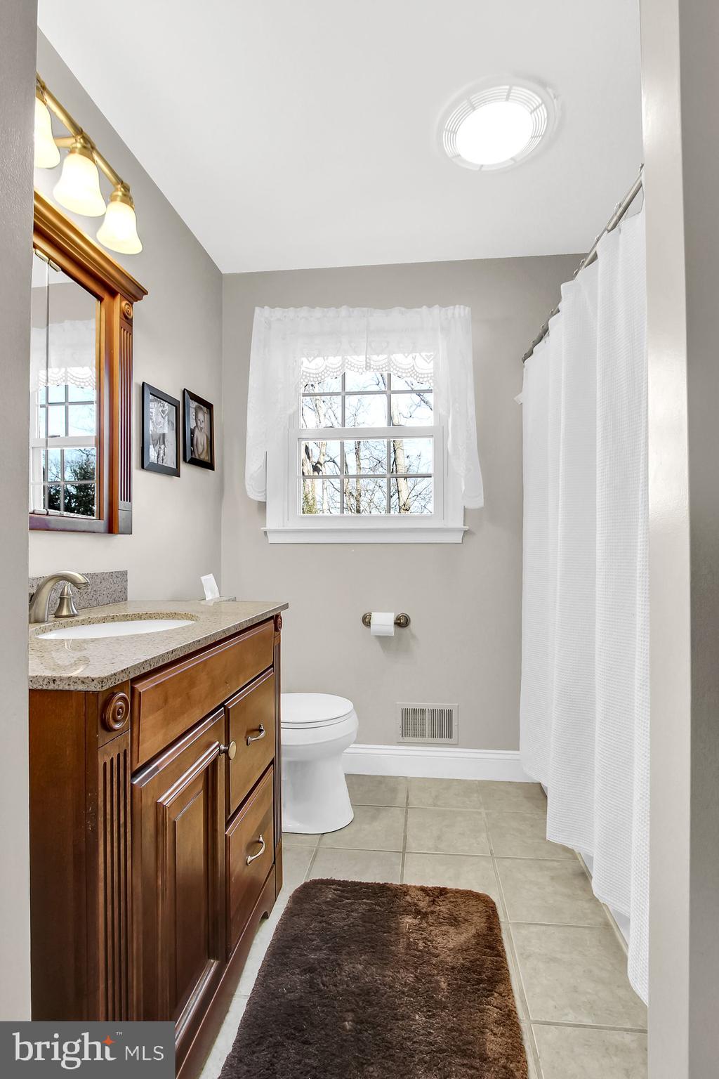 3445 Harrowgate Road York, PA 17402 - Photo 23 of 37 Gallery Image 23