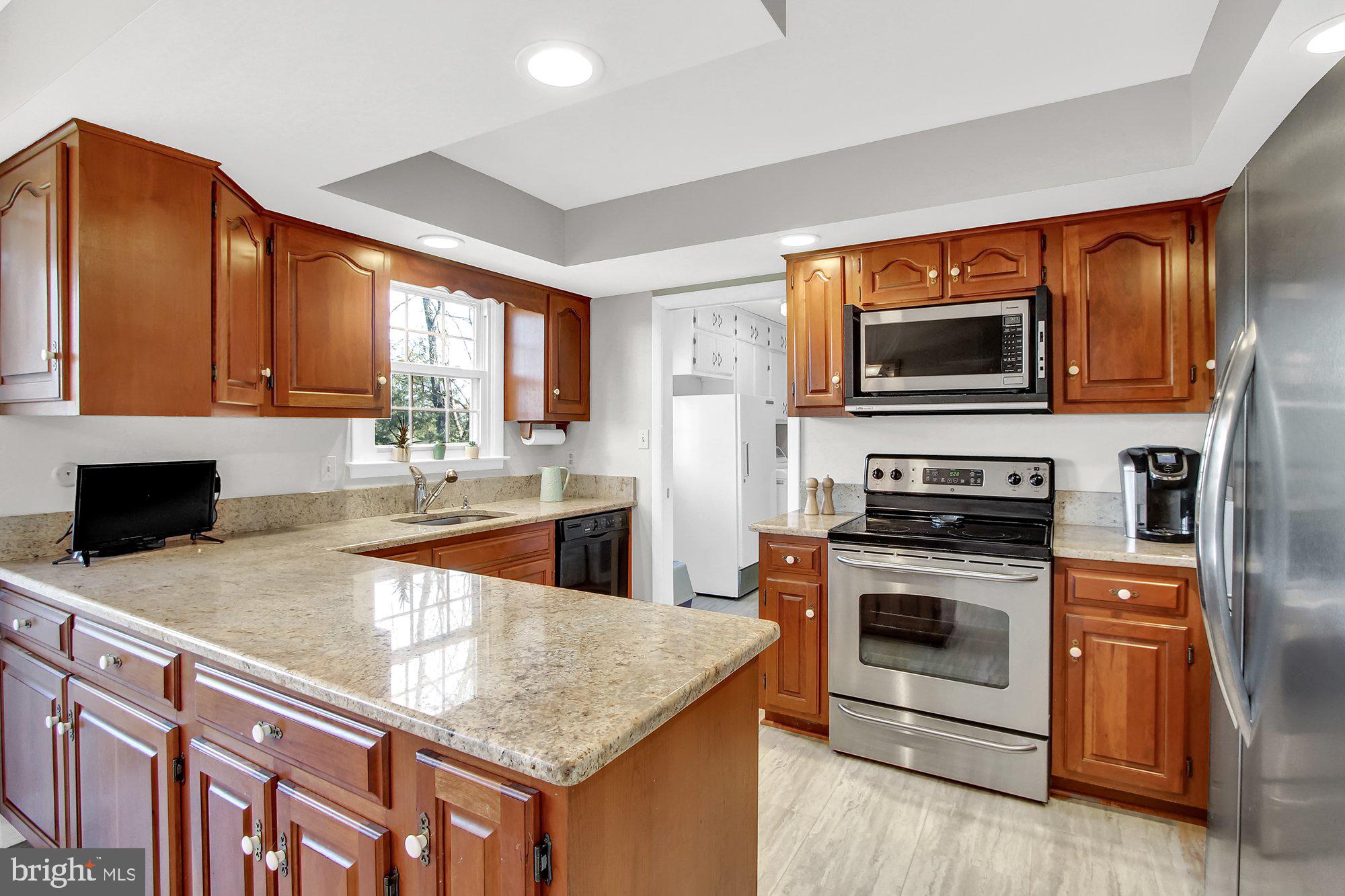 3445 Harrowgate Road York, PA 17402 - Photo 8 of 37 Gallery Image 8