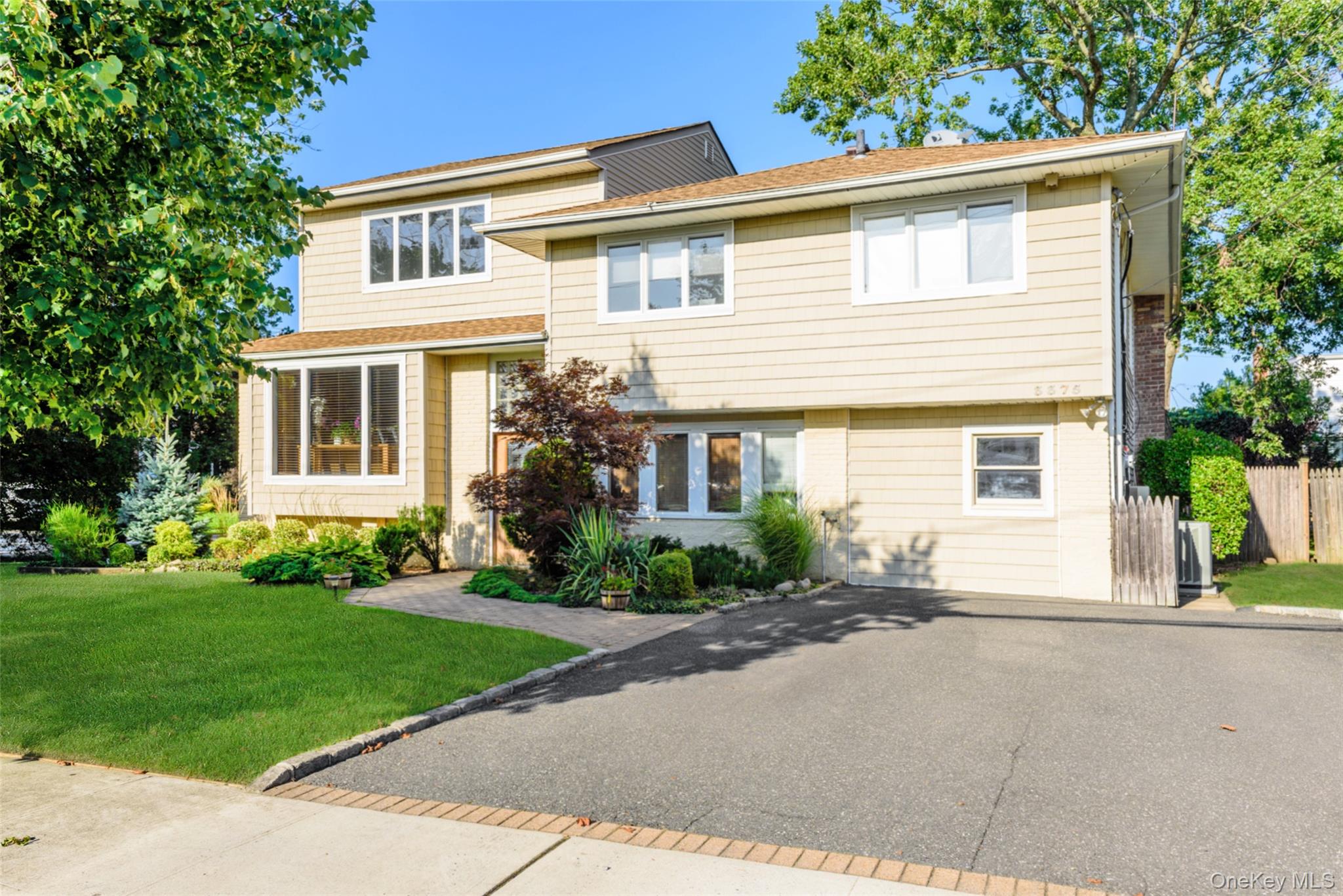 3375 Fairway Road Oceanside, NY 11572 - Photo 1 of 20
