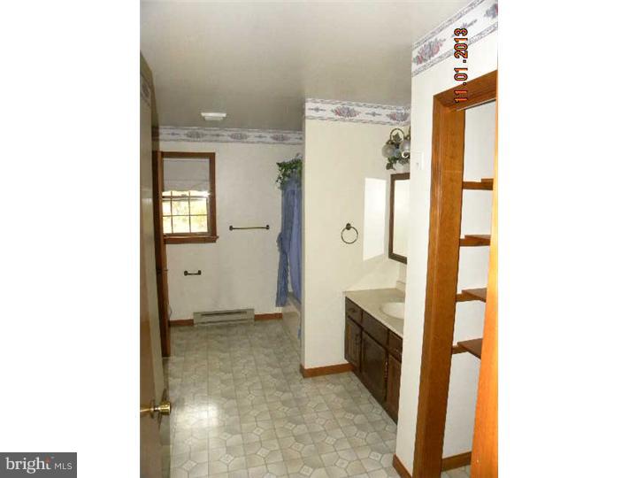 491 Hamilton Road Cochranville, PA 19330 - Photo 9 of 21 Master Bathroom