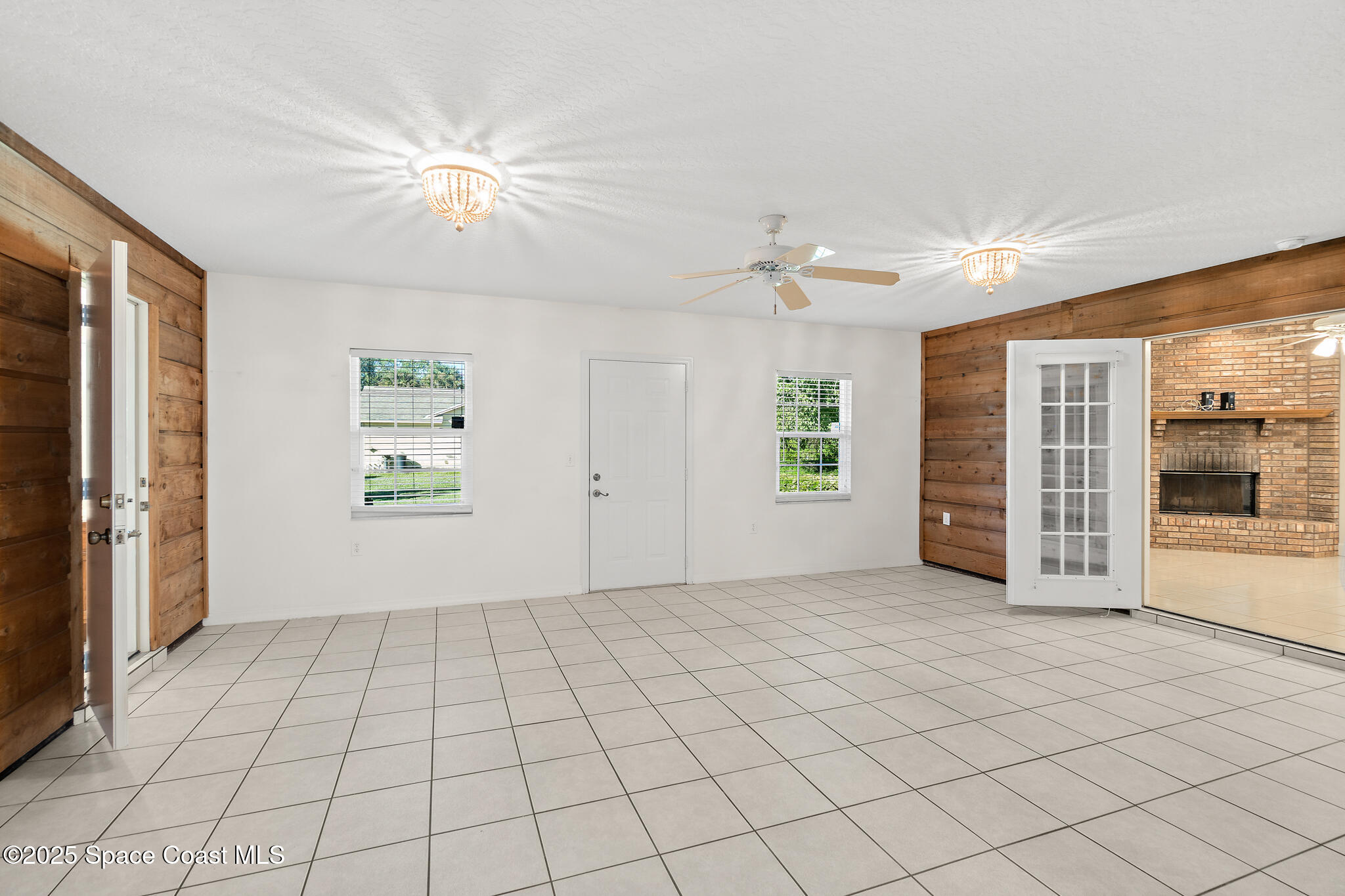 427 Hurst Road Northeast Palm Bay, FL 32907 - Photo 42 of 81 Florida Room