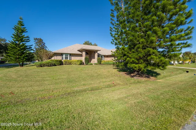 $459,900 | 427 Hurst Road Northeast, Palm Bay, FL 32907