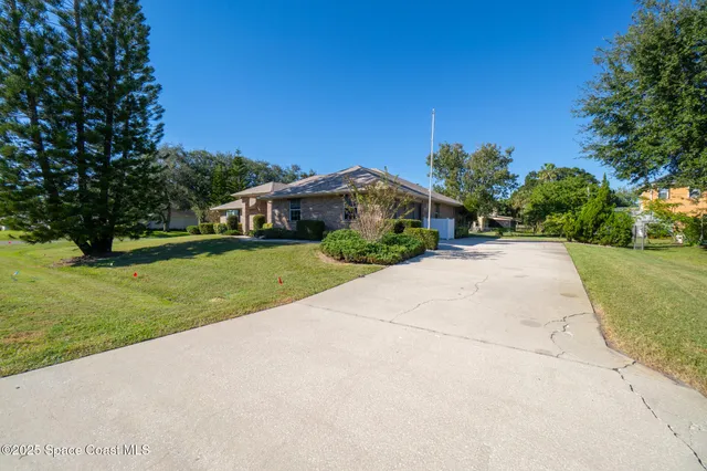$459,900 | 427 Hurst Road Northeast, Palm Bay, FL 32907