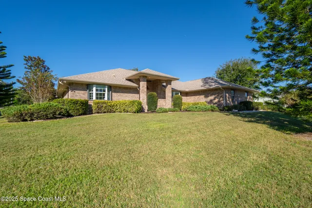 $459,900 | 427 Hurst Road Northeast, Palm Bay, FL 32907