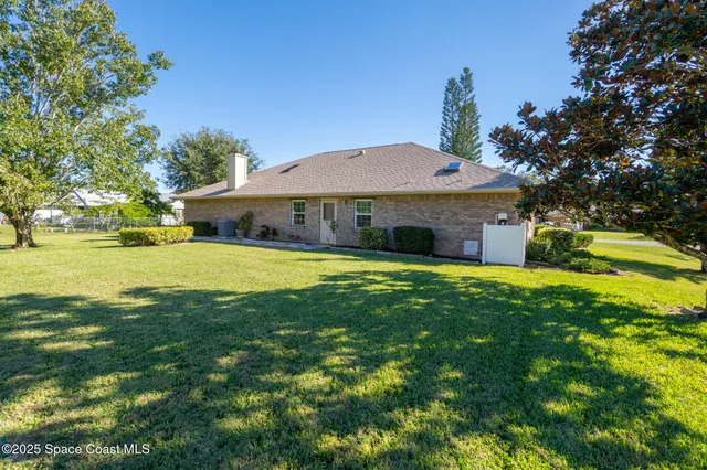 $459,900 | 427 Hurst Road Northeast, Palm Bay, FL 32907