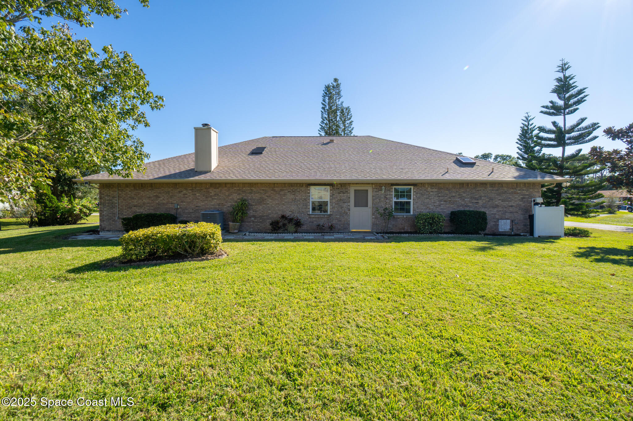 427 Hurst Road Northeast Palm Bay, FL 32907 - Photo 60 of 81 427 Hurst Rd NE, Palm Bay, FL 32907-16