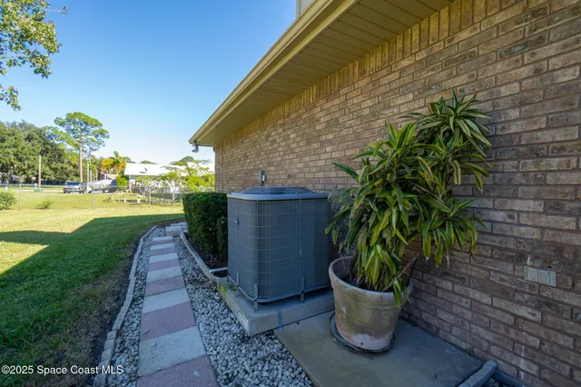 $459,900 | 427 Hurst Road Northeast, Palm Bay, FL 32907