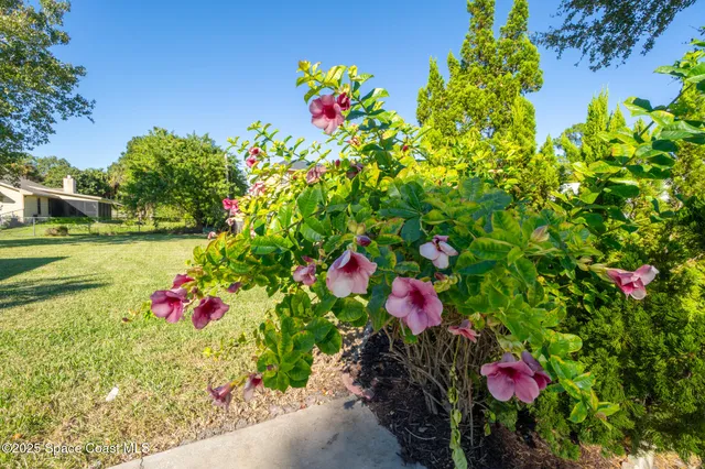 $459,900 | 427 Hurst Road Northeast, Palm Bay, FL 32907