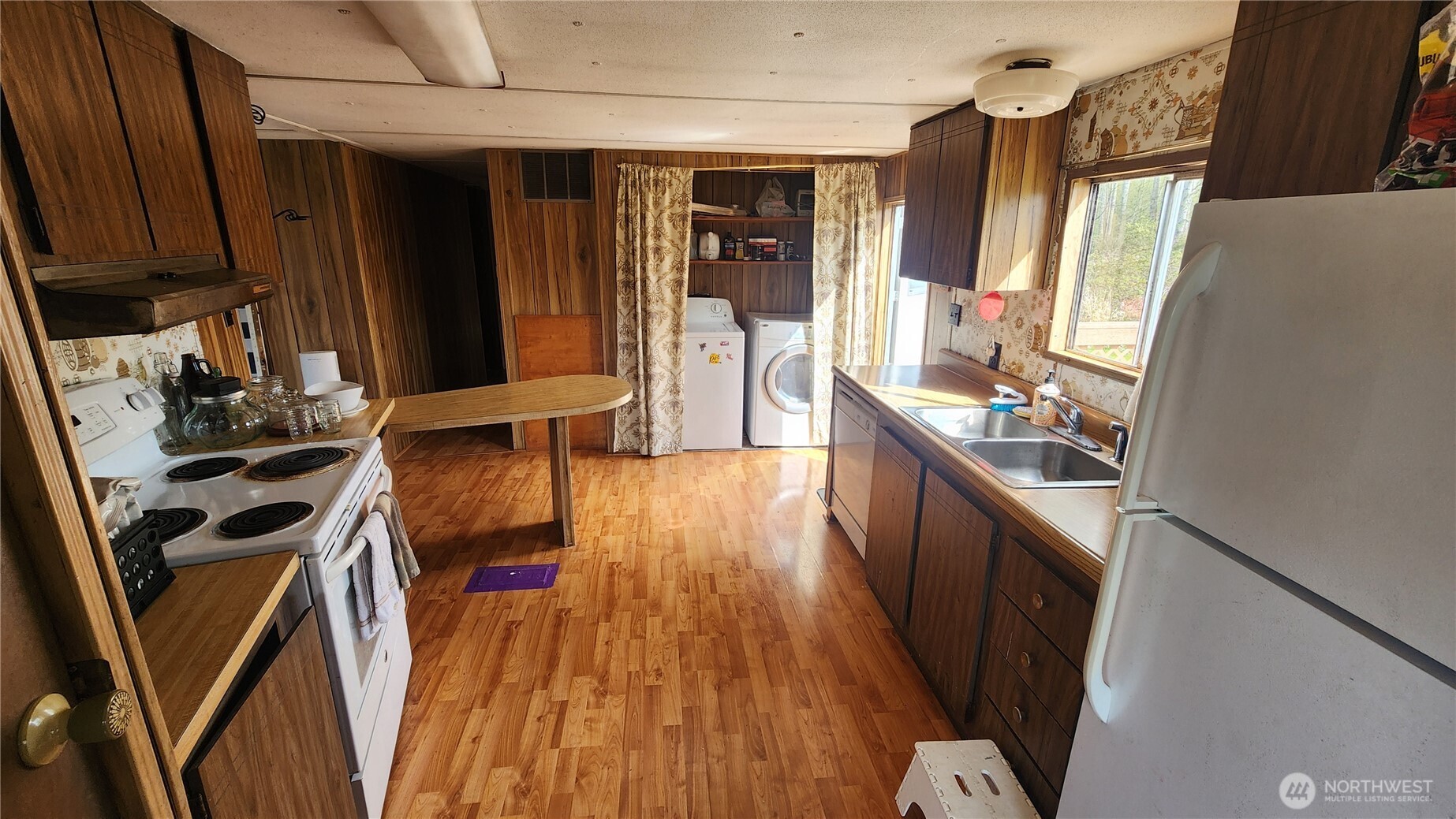 8458 Shintaffer Road Blaine, WA 98230 - Photo 11 of 31 Gallery Image 11