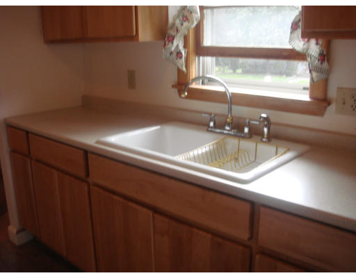 26 French Road Rockland, MA 02370 - Photo 4 of 8 Gallery Image 4