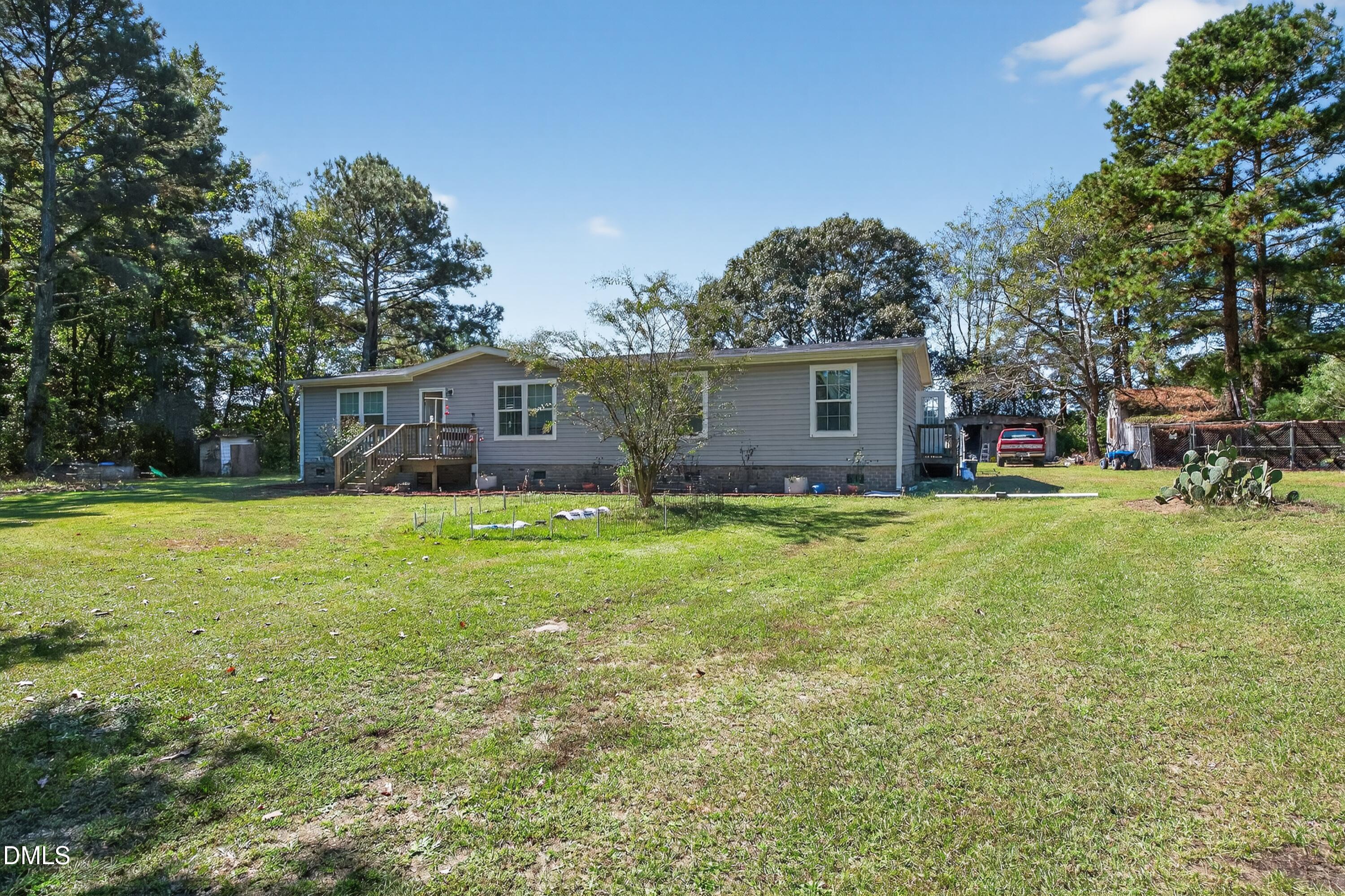 1698 Holly Grove Road Benson, NC 27504 - Photo 2 of 27 2_photo-1698-holly-grove-road