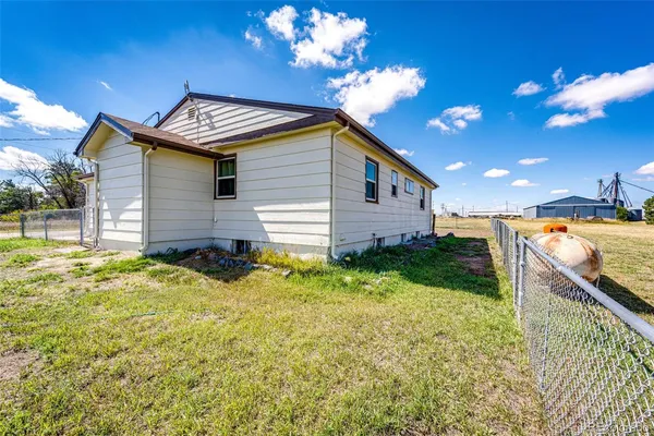 $825,000 | 8255 Strasburg Road, Strasburg, CO 80136