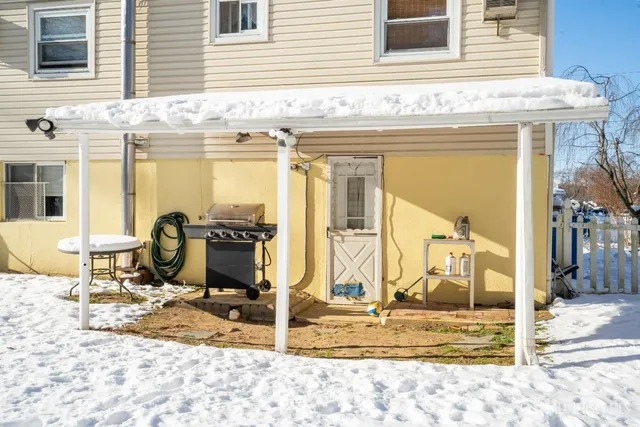 $549,999 | 21 Madeline Court, Helmetta, NJ 08828