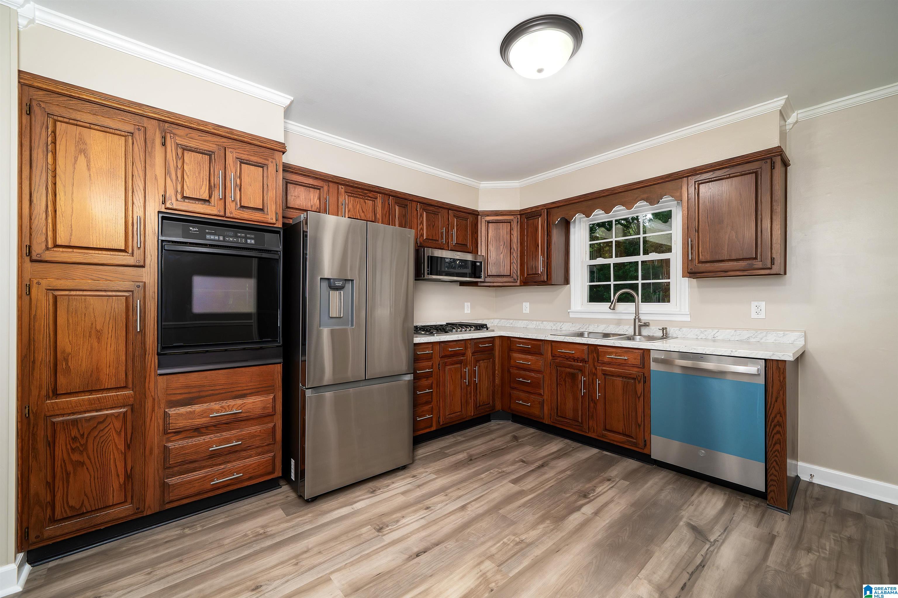 1604 Forest Ridge Road Birmingham, AL 35226 - Photo 11 of 43