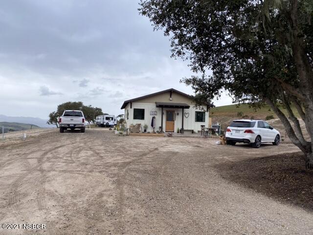 2197 Tularosa Road Lompoc, CA 93436 - Photo 3 of 47 5F063593-0EF5-4878-B232-24D7C582D7B5