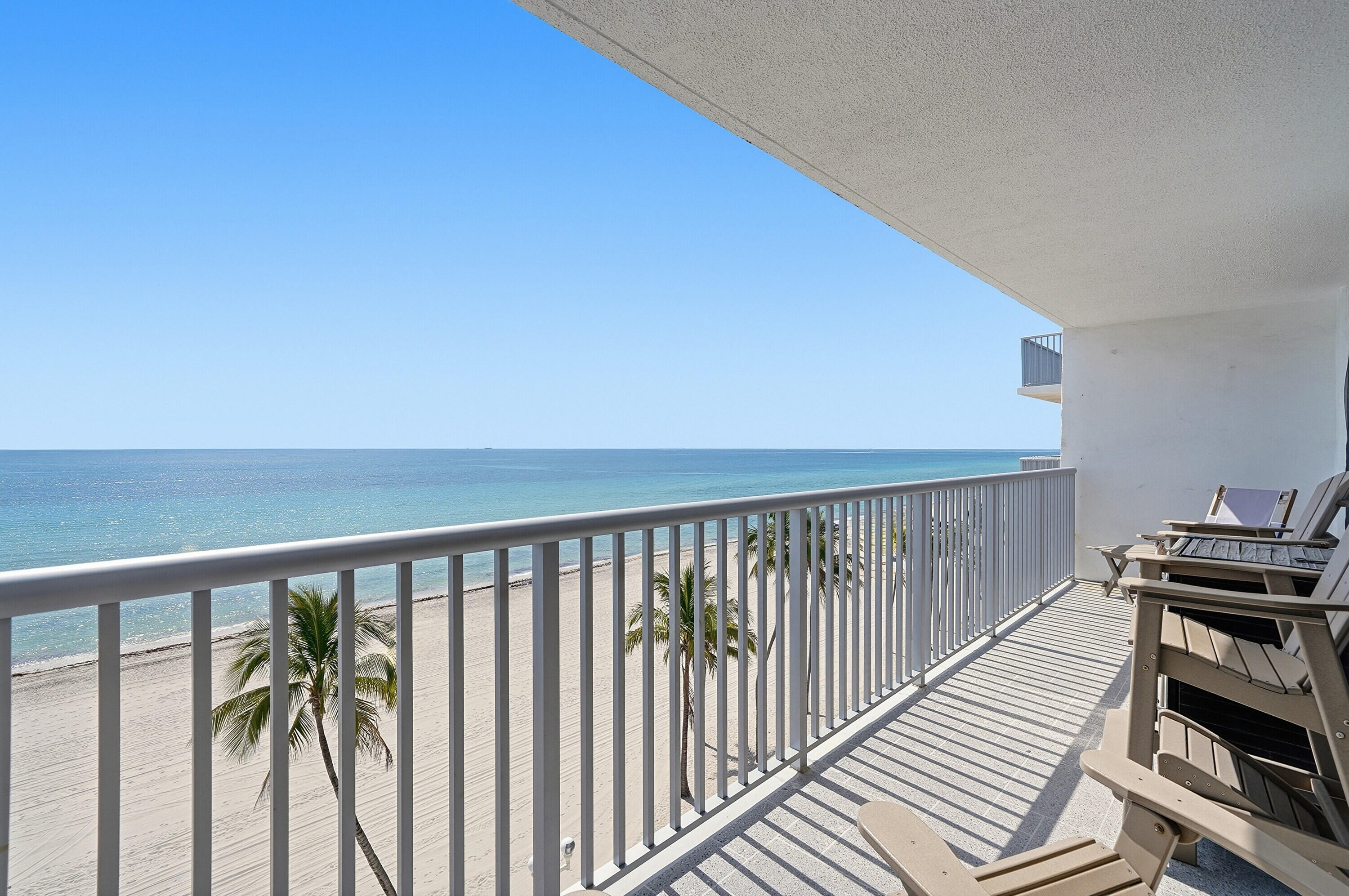 400 North Surf Road, Unit 704 Hollywood, FL 33019 - Photo 14 of 49 28_dsc04569