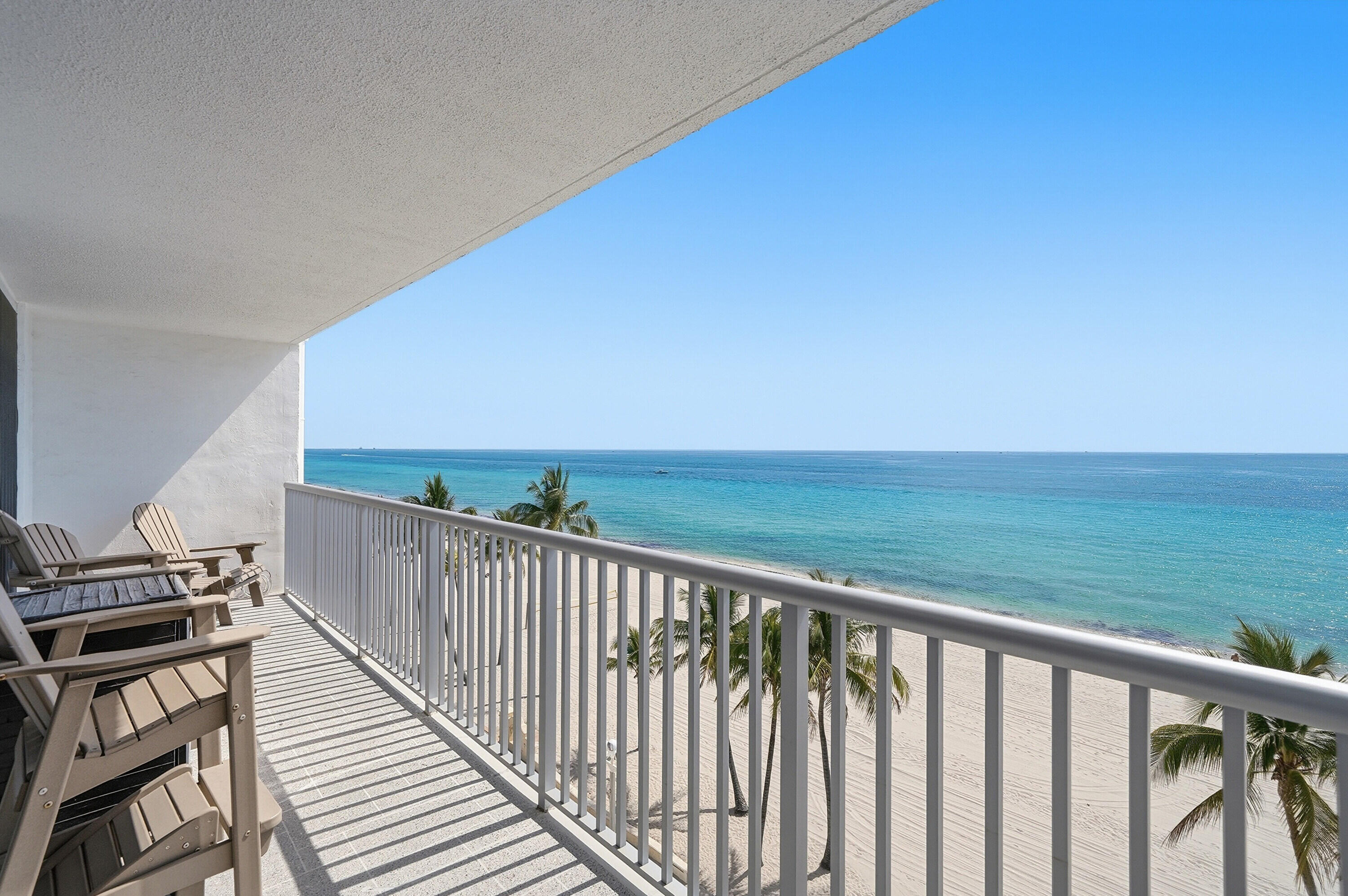 400 North Surf Road, Unit 704 Hollywood, FL 33019 - Photo 15 of 49 27_dsc04564