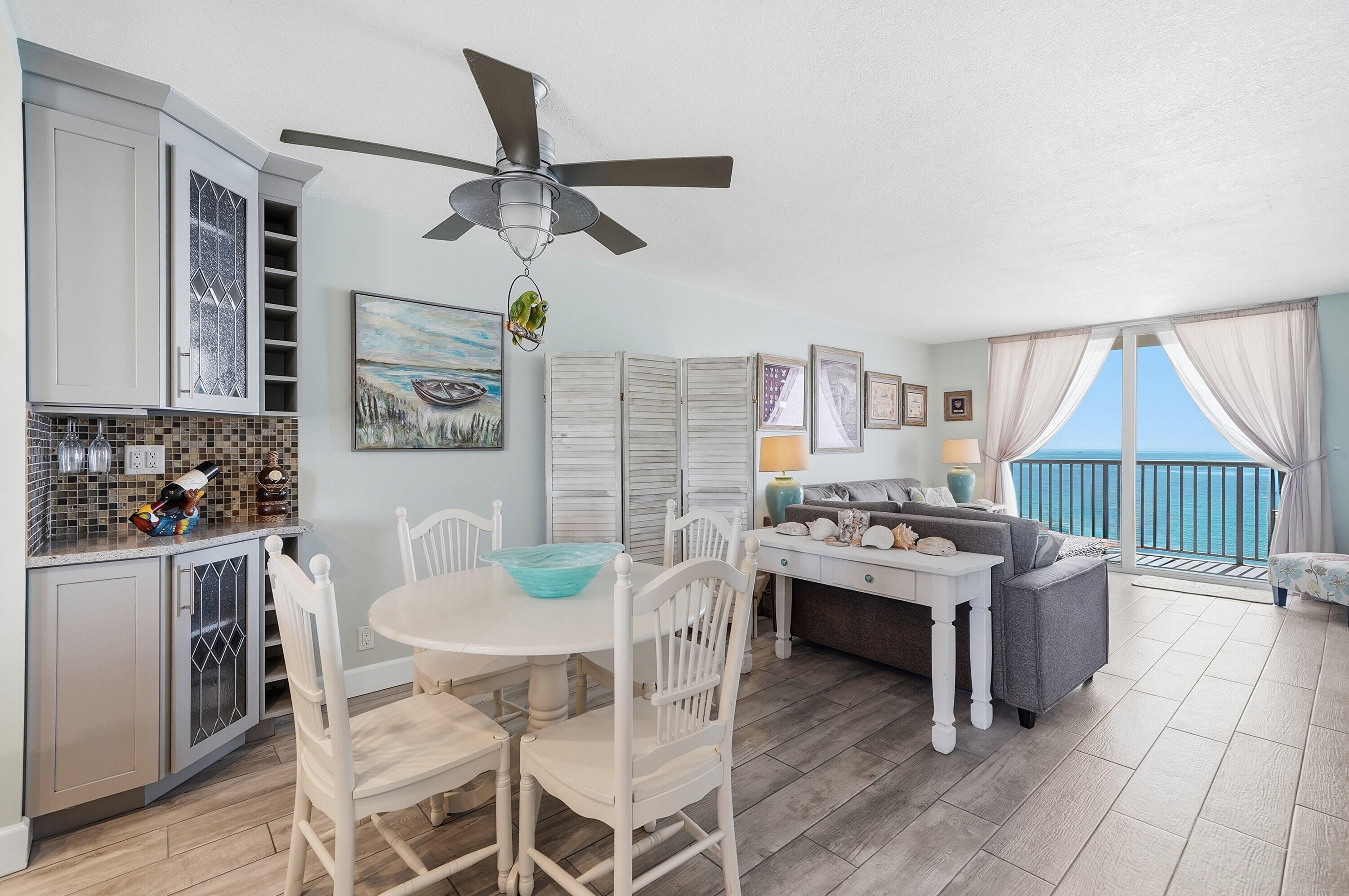 400 North Surf Road, Unit 704 Hollywood, FL 33019 - Photo 22 of 49 12_dsc04489