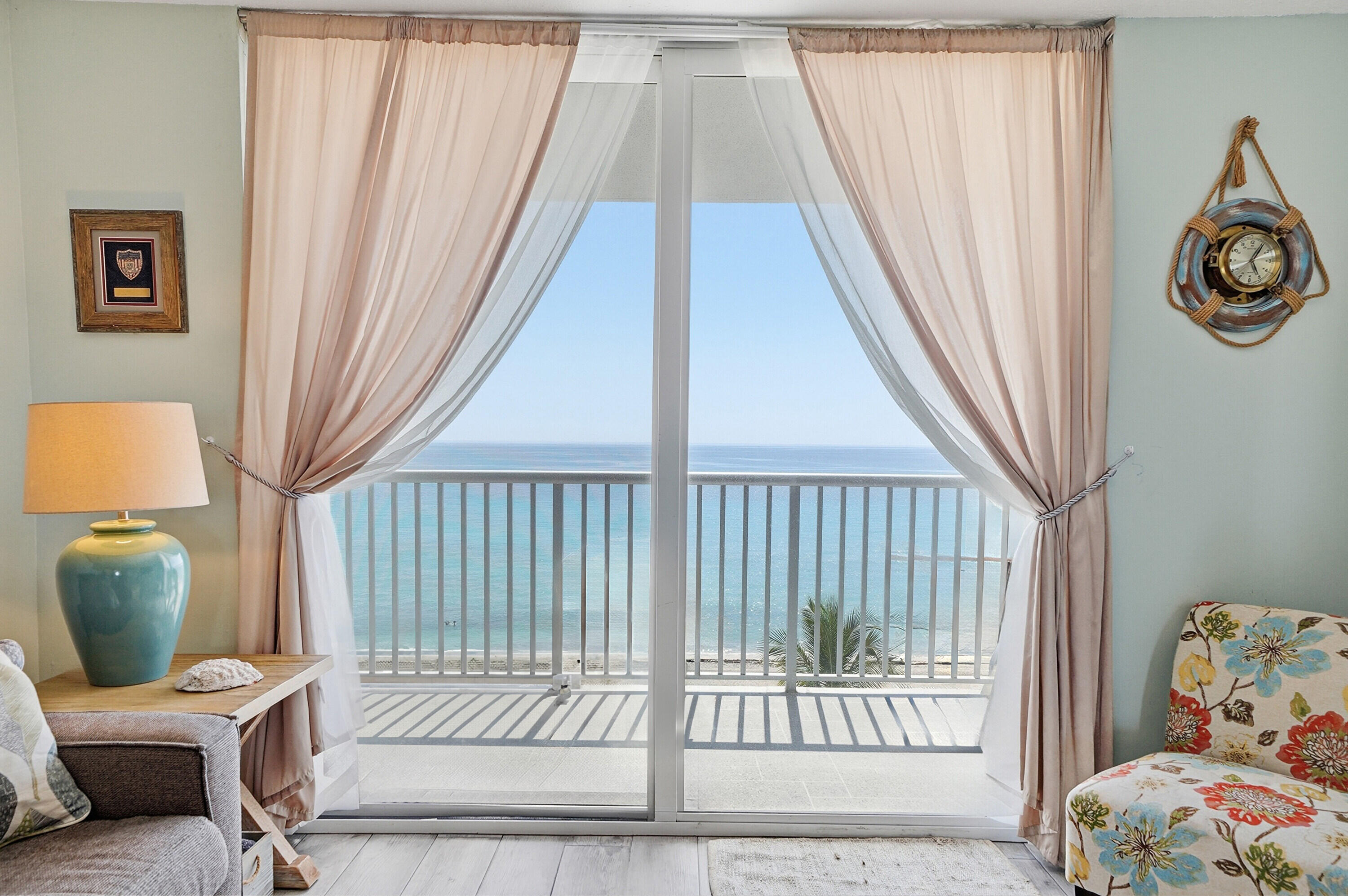 400 North Surf Road, Unit 704 Hollywood, FL 33019 - Photo 27 of 49 17_dsc04514
