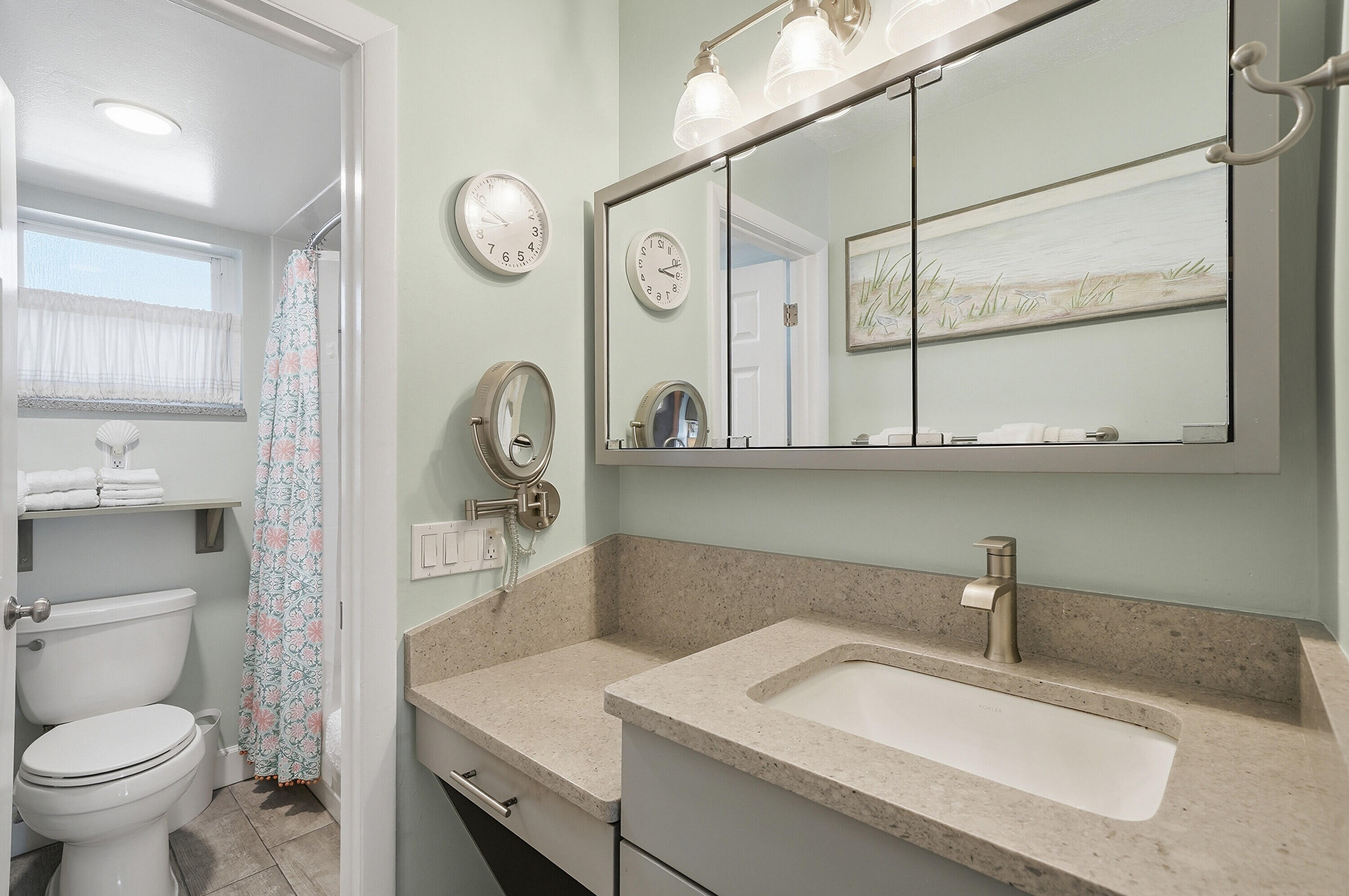 400 North Surf Road, Unit 704 Hollywood, FL 33019 - Photo 33 of 49 23_dsc04544