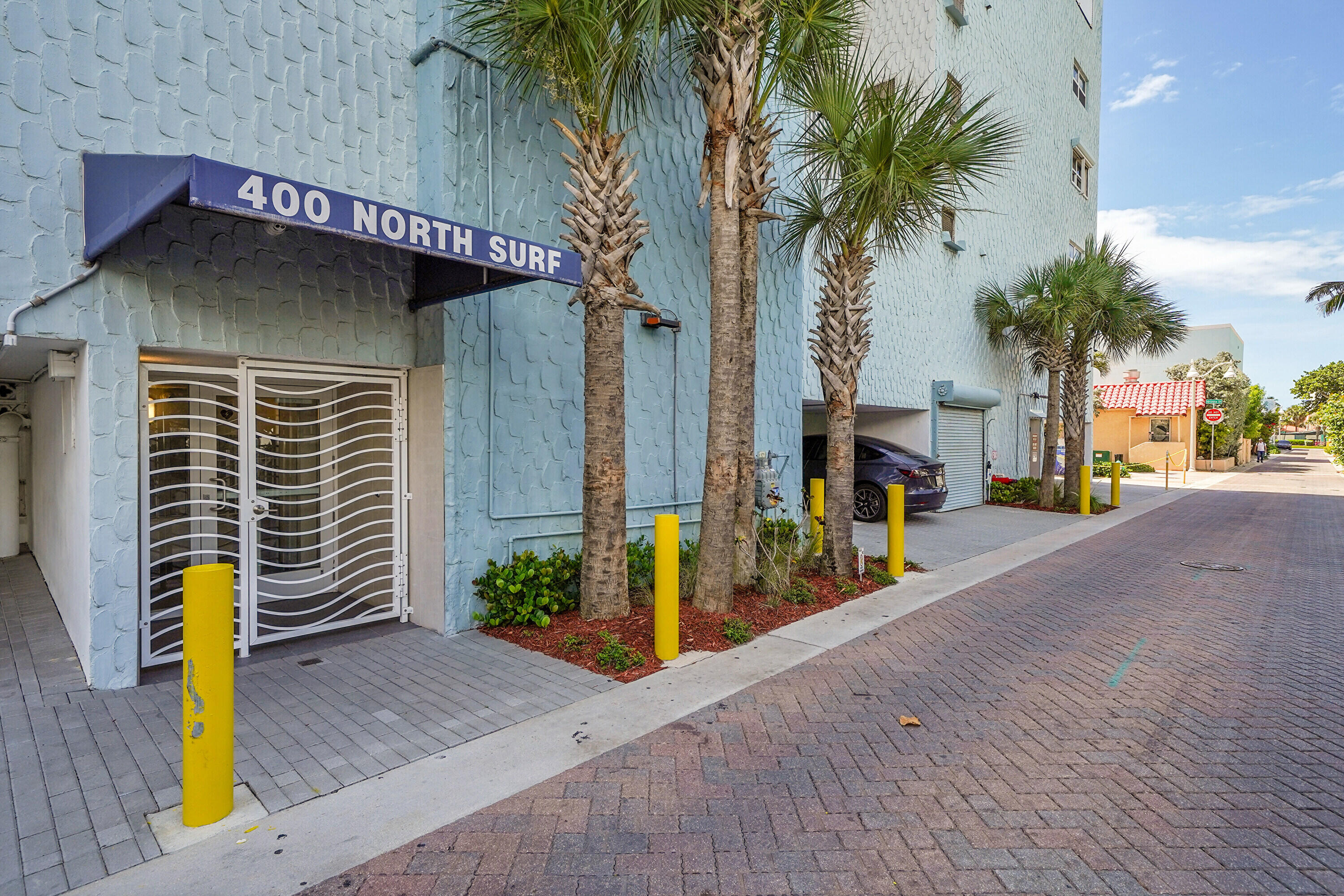 400 North Surf Road, Unit 704 Hollywood, FL 33019 - Photo 9 of 49 04_04_0 (1)