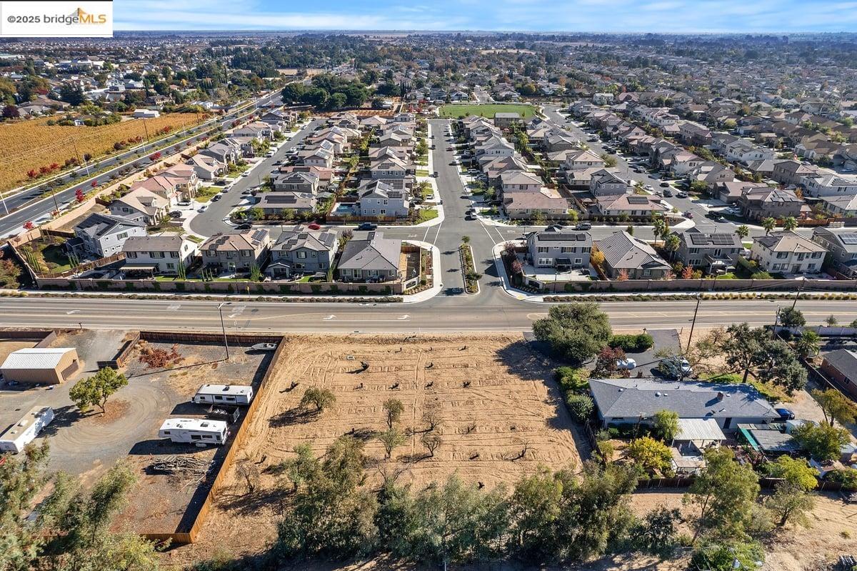 3901 B Rose Avenue Oakley, CA 94561 - Photo 2 of 10 an aerial view of a city