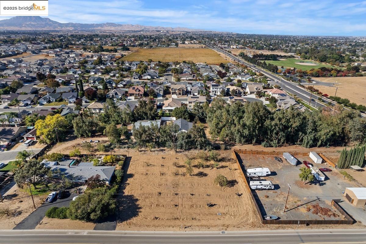 3901 B Rose Avenue Oakley, CA 94561 - Photo 3 of 10 an aerial view of a city