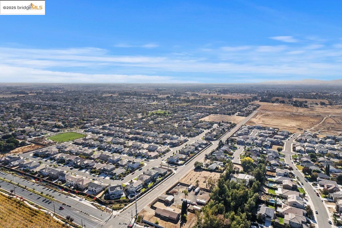 3901 B Rose Avenue Oakley, CA 94561 - Photo 9 of 10 an aerial view of a city