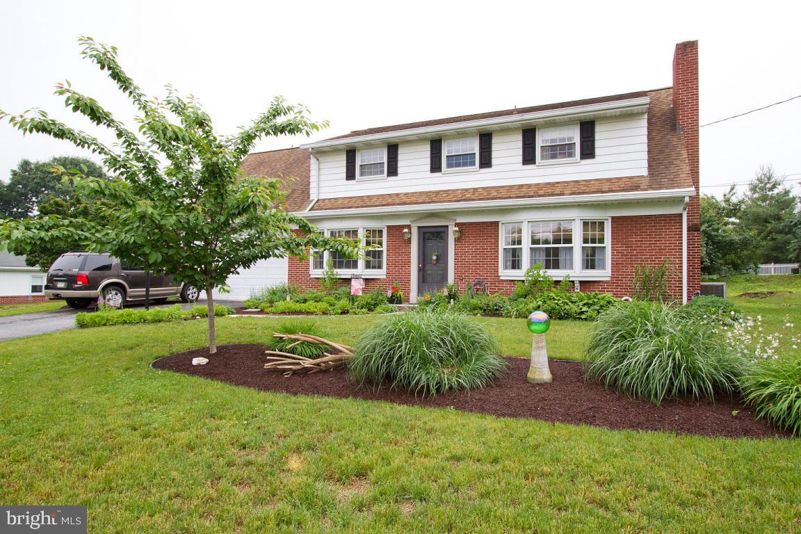 230 Owl Hill Road Lititz, PA 17543 - Photo 2 of 47