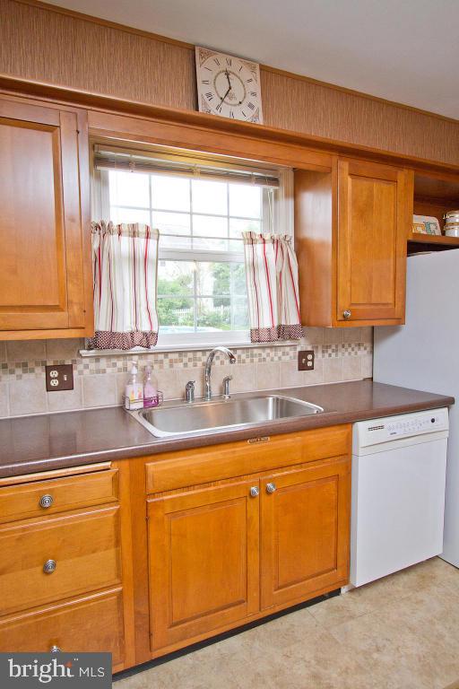 230 Owl Hill Road Lititz, PA 17543 - Photo 16 of 47