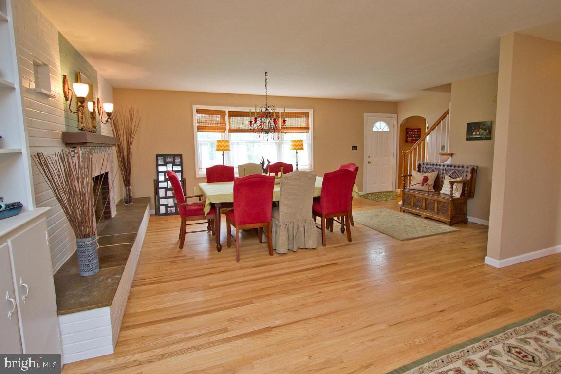 230 Owl Hill Road Lititz, PA 17543 - Photo 9 of 47