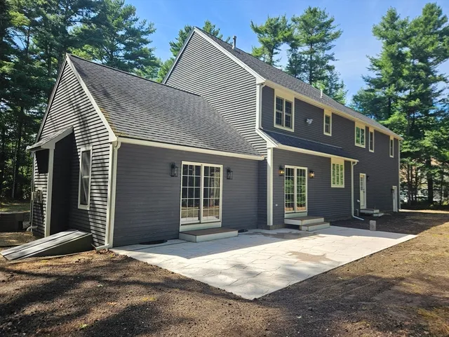$829,900 | 11 Fonseca Way, Wareham, MA 02576
