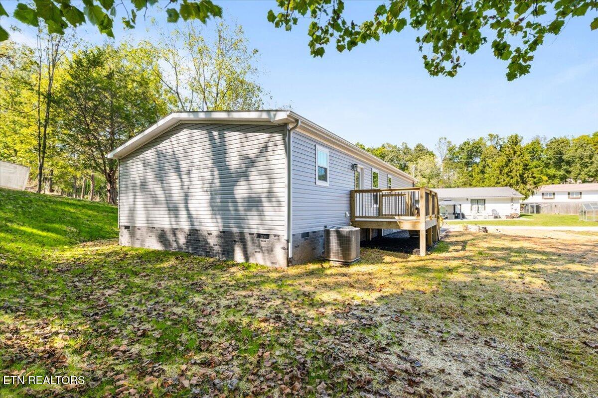359 McDeerman Road Jacksboro, TN 37757 - Photo 31 of 38 32-McDeerman