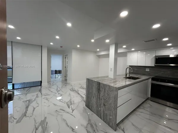$2,500 | 11790 Southwest 18th Street, Unit 2273, Miami, FL 33175