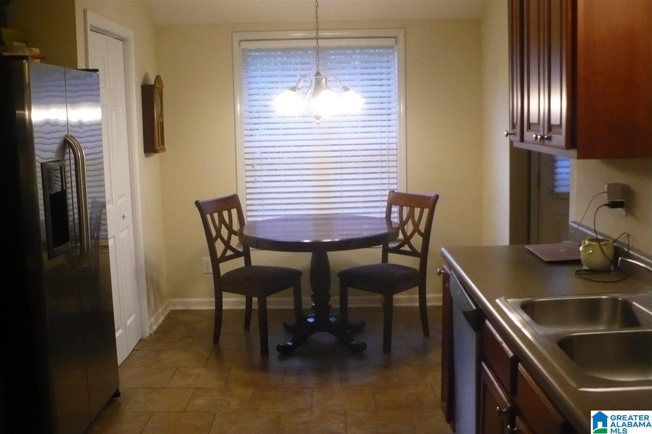 979 Hickory Street Moody, AL 35004 - Photo 8 of 20