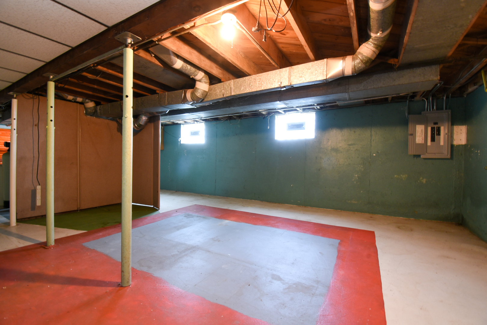 206 Circle Road Fox River Grove, IL 60021 - Photo 30 of 40 a view of empty room