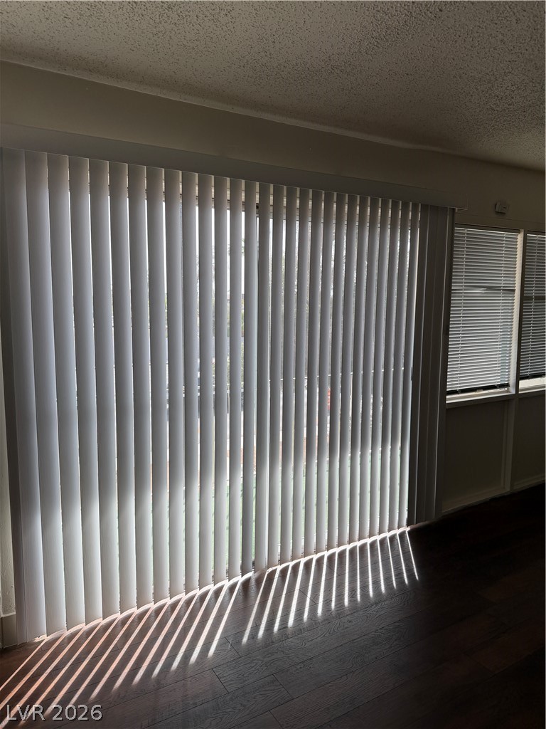 1402 East Desert Inn Road, Unit 4 Las Vegas, NV 89169 - Photo 6 of 27