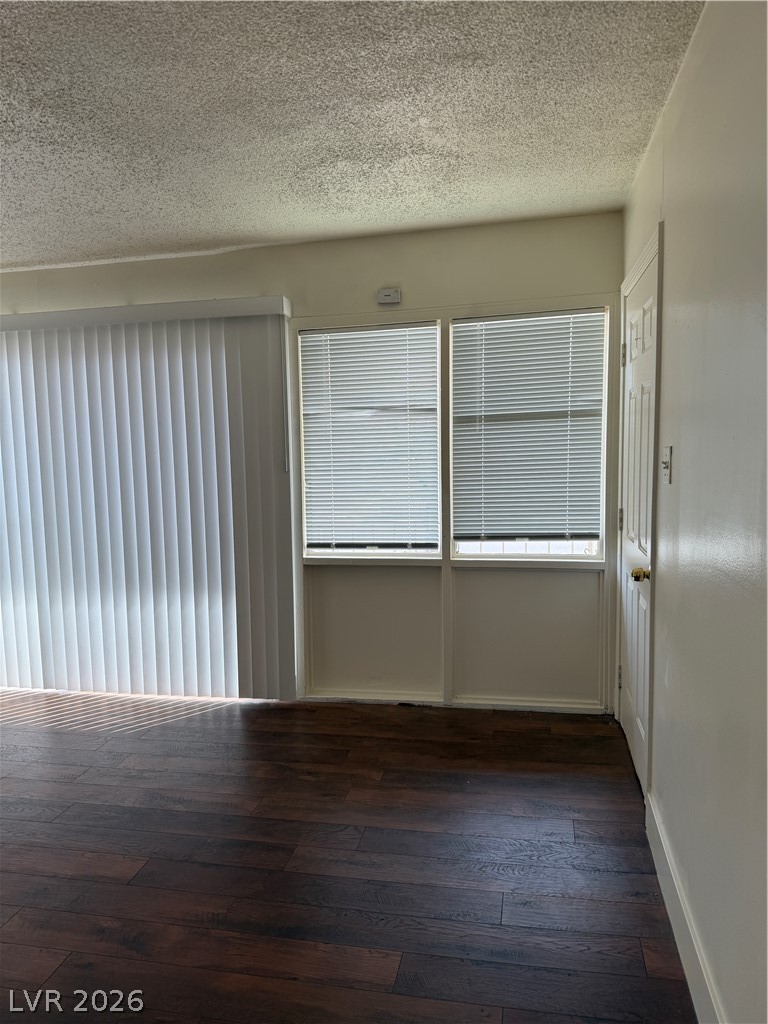 1402 East Desert Inn Road, Unit 4 Las Vegas, NV 89169 - Photo 9 of 27