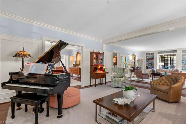 $1,145,000 | 207 Hillcrest Drive, High Point, NC 27262