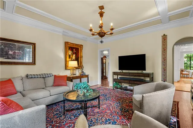 $1,145,000 | 207 Hillcrest Drive, High Point, NC 27262