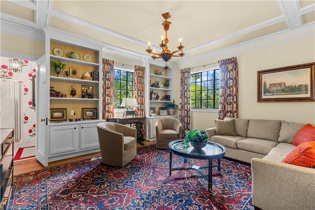 207 Hillcrest Drive High Point, NC 27262 - Photo 24 of 50