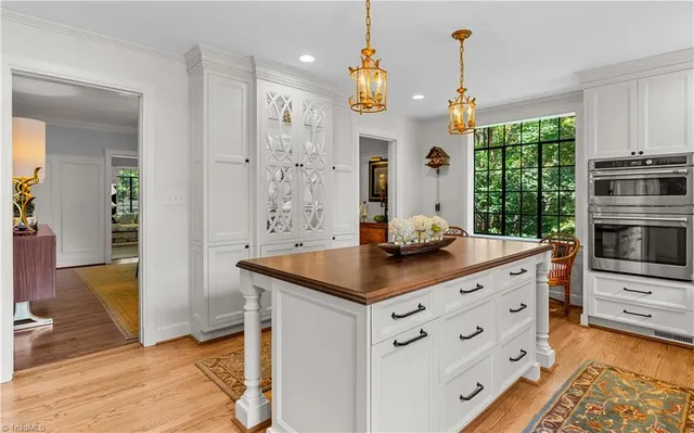 $1,145,000 | 207 Hillcrest Drive, High Point, NC 27262