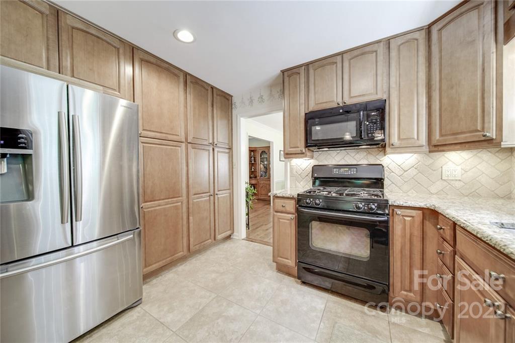 3231 Tatting Road Matthews, NC 28105 - Photo 11 of 47 Gallery Image 11