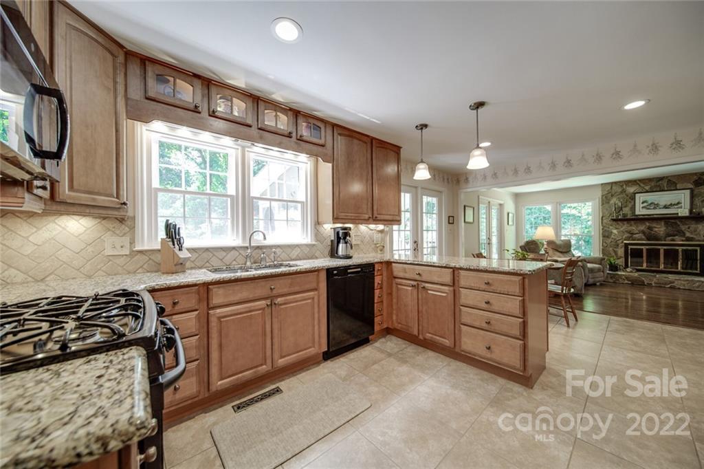 3231 Tatting Road Matthews, NC 28105 - Photo 13 of 47 Gallery Image 13