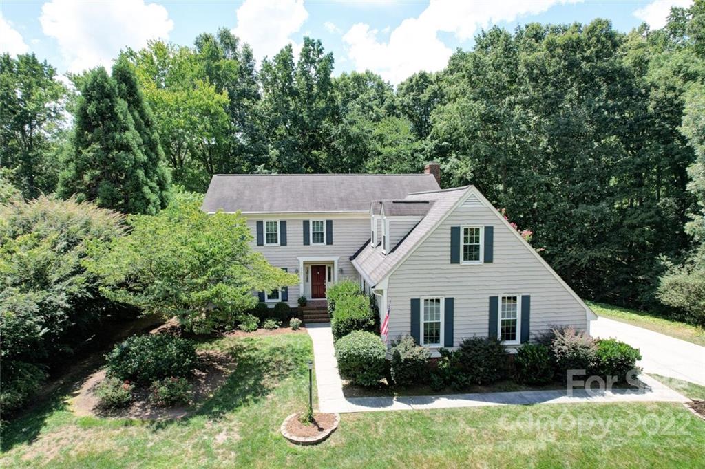 3231 Tatting Road Matthews, NC 28105 - Photo 4 of 47 Gallery Image 4