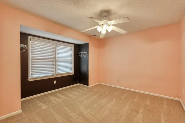 $292,000 | 210 Oakmont Drive, Boiling Springs, SC 29316