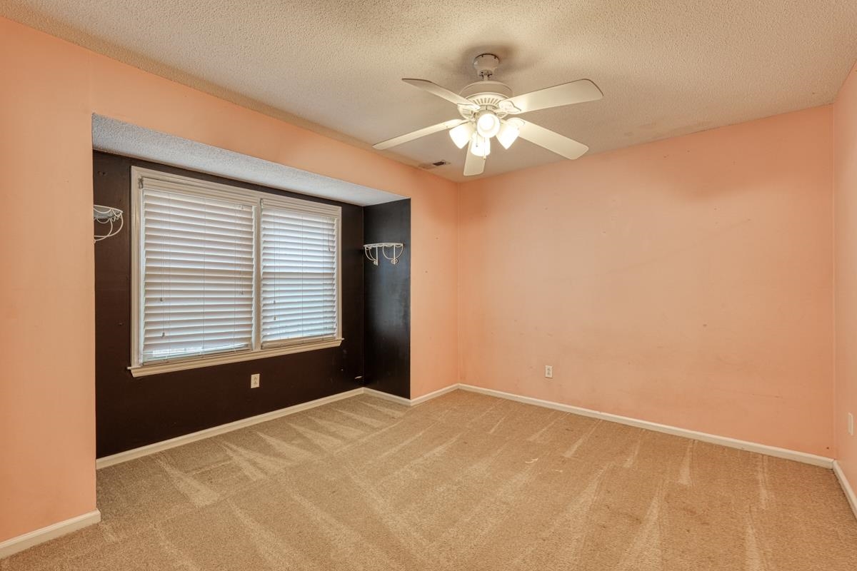 210 Oakmont Drive Boiling Springs, SC 29316 - Photo 35 of 41